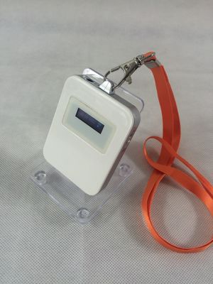 Biały bezprzewodowy przewodnik po systemie System M7 Auto - Indukcyjny przewodnik po systemie audio